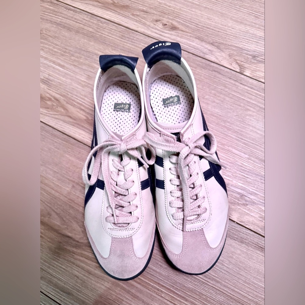 Onitsuka Tiger Cream and Navy Sneakers